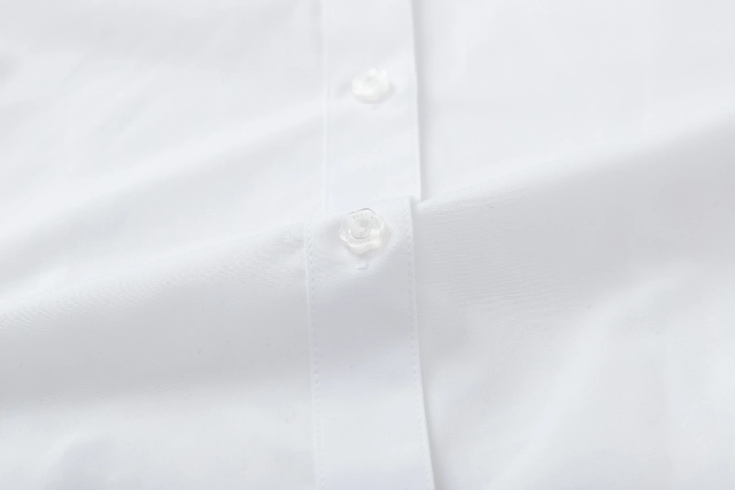 British Academy Girls’ Polar White Wrinkle-Resistant Long-Sleeved Shirt