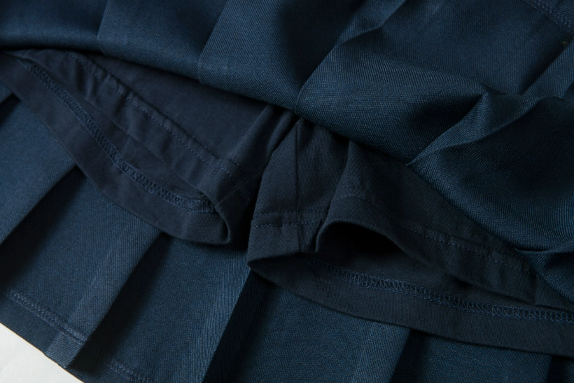 British-Inspired Girls’ Pleated Skirt-Navy Blue